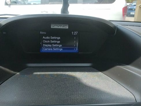 Used 2017 Ford Escape SE w/ SE Cold Weather Package FWD image 19