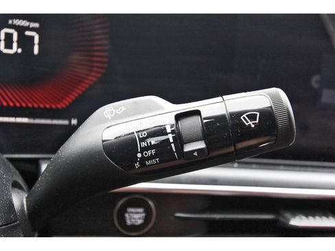 Used 2025 Kia K5 GT-Line w/ GT-Line Premium Package AWD/4WD image 18