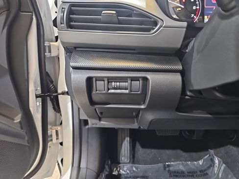New 2026 Subaru Crosstrek 2.5i Premium AWD/4WD image 27