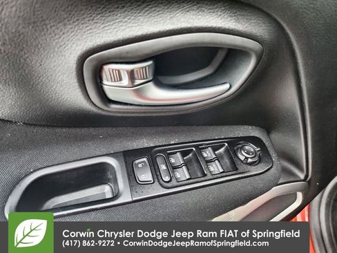 Used 2021 Jeep Renegade Latitude image 20