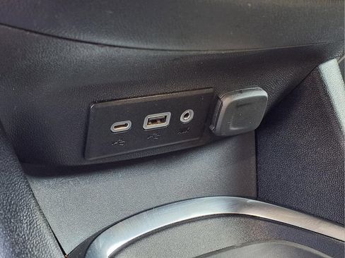 Used 2024 Chevrolet Malibu LT FWD image 13