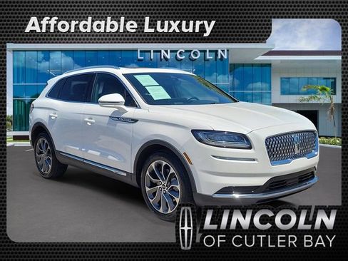 Certified 2023 Lincoln Nautilus Reserve AWD/4WD image 1