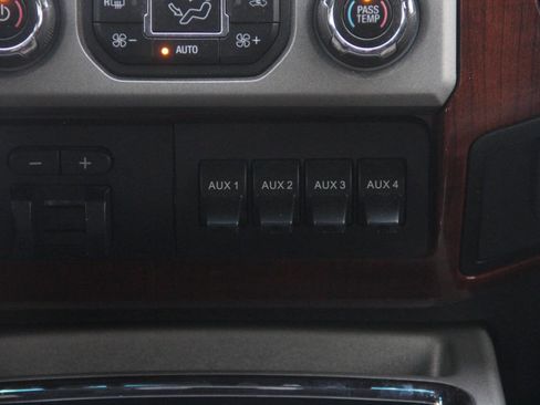 Used 2016 Ford F350 King Ranch w/ King Ranch w/Chrome Package image 20