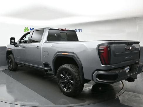 Used 2025 GMC Sierra 2500 AT4 w/ AT4 Premium Plus Package AWD/4WD image 28