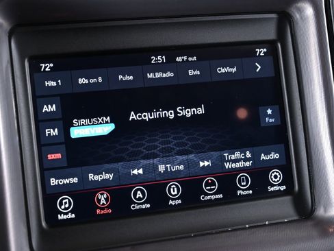 Used 2022 Dodge Challenger GT image 17