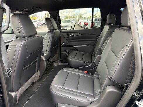 New 2026 Chevrolet Traverse RS AWD/4WD image 11