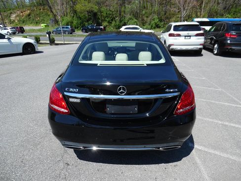 Used 2015 Mercedes-Benz C 300 4MATIC Sedan image 5