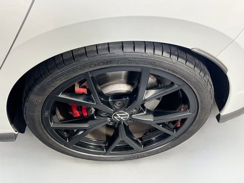 Used 2024 Volkswagen GTI SE image 30