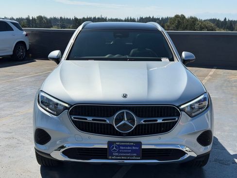 Used 2026 Mercedes-Benz GLC 300 4MATIC image 2