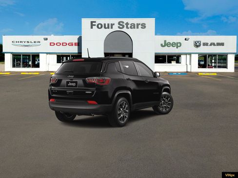 New 2026 Jeep Compass Latitude image 7