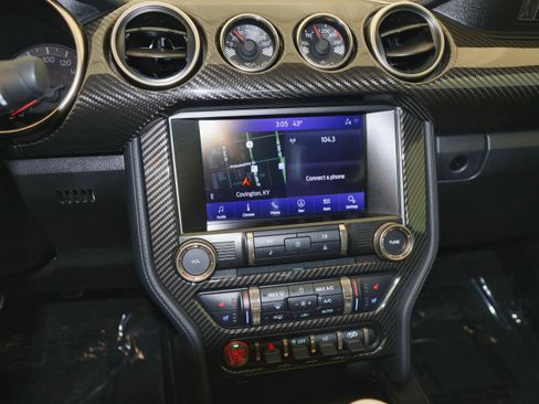 Used 2020 Ford Mustang Shelby GT350 w/ Technology Package image 30