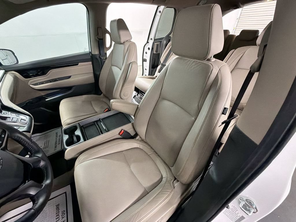 Certified 2024 Honda Odyssey Touring image 20