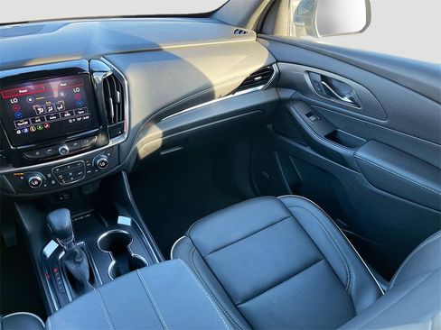 Used 2023 Chevrolet Traverse Premier w/ Redline Edition image 25