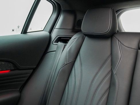 New 2025 Maserati Grecale Modena image 21