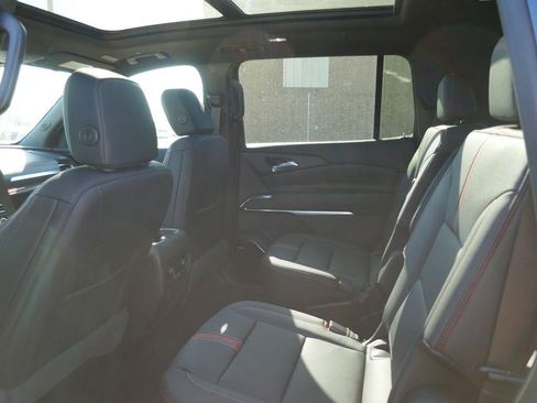New 2026 Chevrolet Traverse RS AWD/4WD image 13