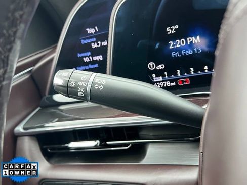 Used 2022 Cadillac Escalade ESV Premium Luxury Platinum image 22