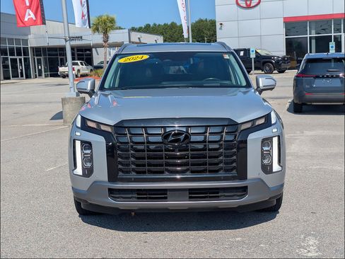 Used 2024 Hyundai Palisade Limited FWD image 8