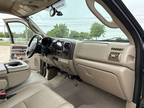 Used 2005 Ford F350 Lariat AWD/4WD image 15