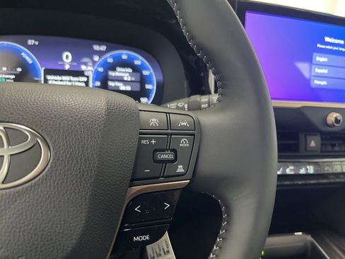 New 2026 Toyota Crown Signia AWD/4WD image 7