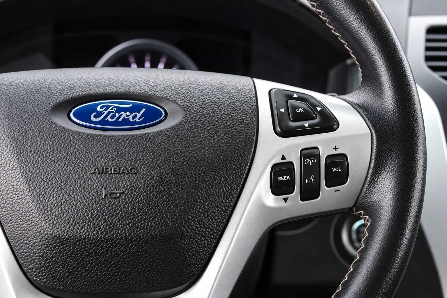 Used 2015 Ford Explorer Sport w/ Equipment Group 401A AWD/4WD image 18