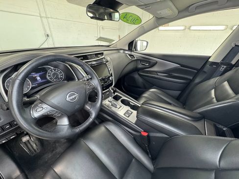 Used 2024 Nissan Murano SV AWD/4WD image 14