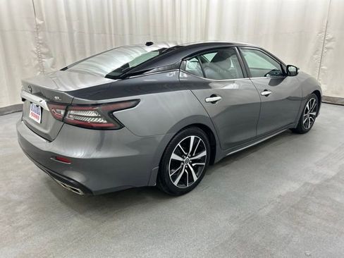 Used 2023 Nissan Maxima SL FWD image 6