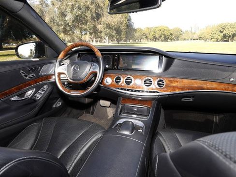 Used 2014 Mercedes-Benz S 550 Sedan image 18
