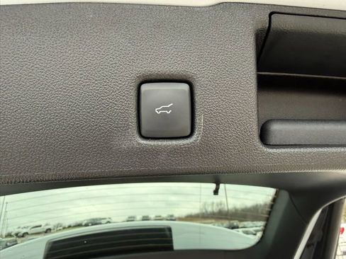 Used 2026 Ford Escape SE w/ PHEV Premium Package image 12