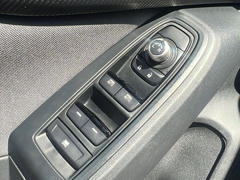 Used 2023 Subaru Crosstrek 2.0i Premium image 10