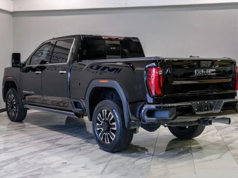 Used 2024 GMC Sierra 2500 Denali Ultimate AWD/4WD image 16