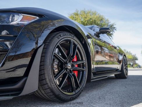 Used 2022 Ford Mustang Shelby GT500 w/ Technology Package image 44