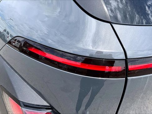 Used 2025 Hyundai Kona SEL image 27