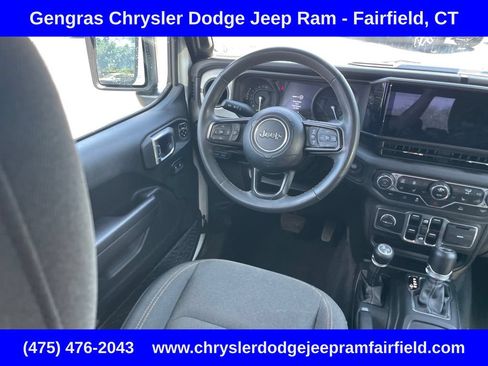 Used 2024 Jeep Wrangler Unlimited w/ Convenience Group AWD/4WD image 56