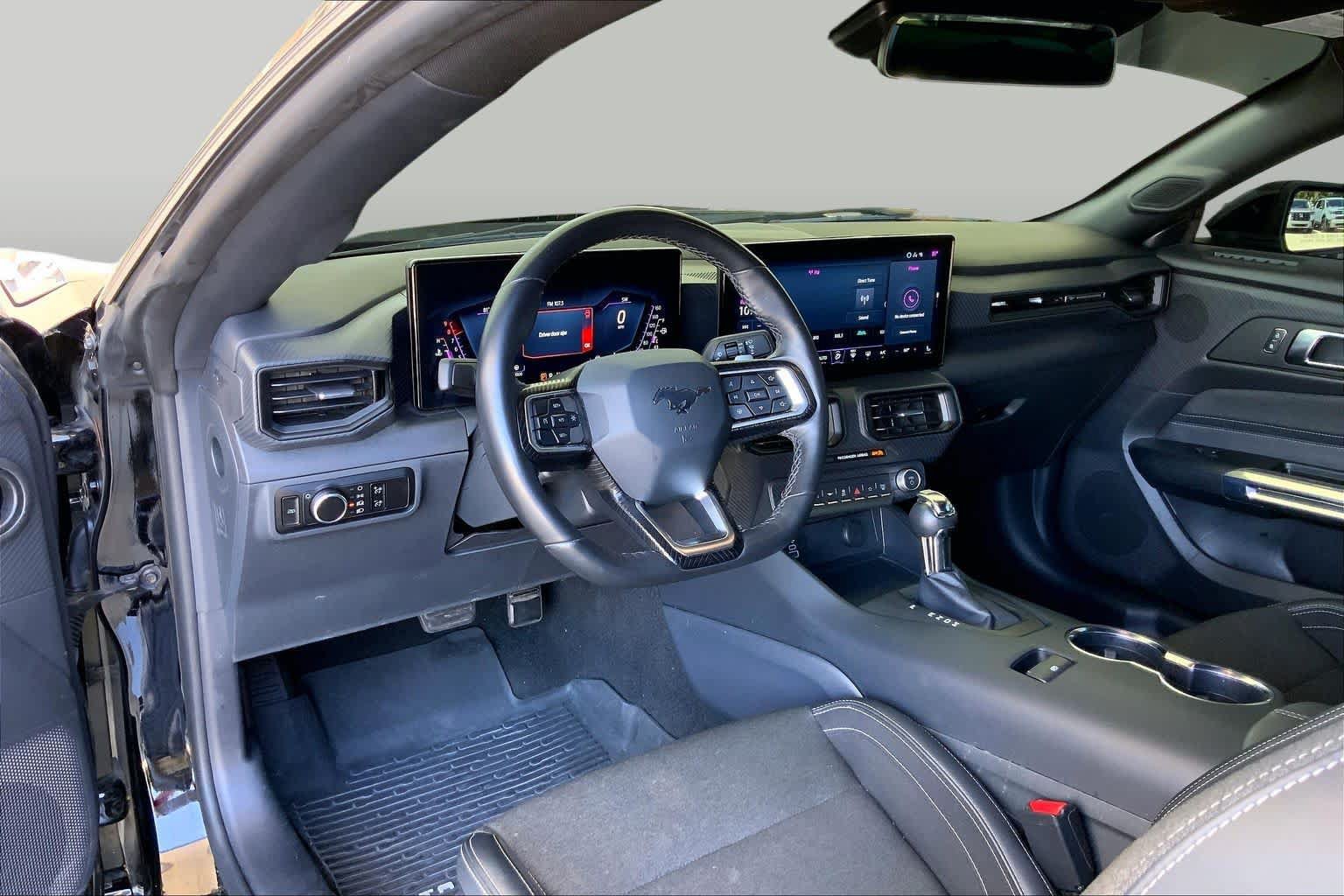 Used 2024 Ford Mustang GT RWD image 17