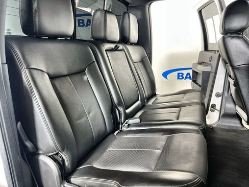 Used 2015 Ford F250 Lariat w/ Lariat Ultimate Package AWD/4WD image 27