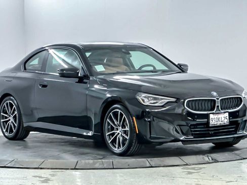 Used 2025 BMW 230i 230i w/ Premium Package image 9