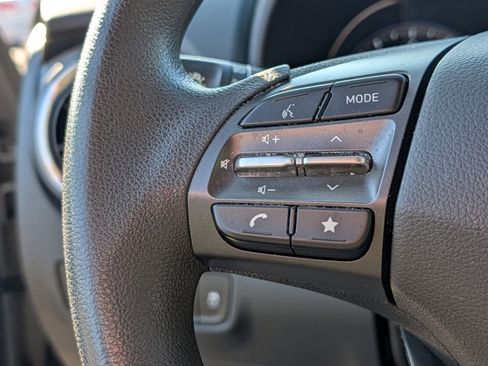 Used 2022 Hyundai Kona SEL image 30