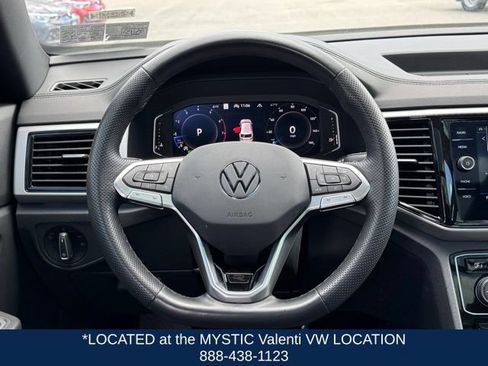 Certified 2023 Volkswagen Atlas Cross Sport SEL R-Line AWD/4WD image 19