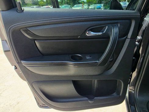 Used 2016 GMC Acadia SLE FWD image 20