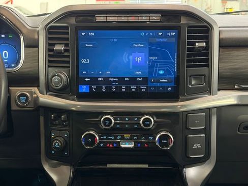 Used 2024 Ford F150 Lariat w/ FX4 Off-Road Package image 21