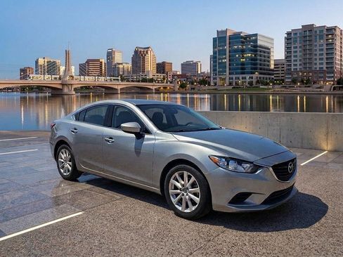 Used 2014 MAZDA MAZDA6 Sport FWD image 2