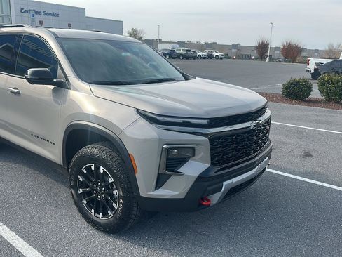 New 2026 Chevrolet Traverse Z71 w/ Driver Confidence Package image 25