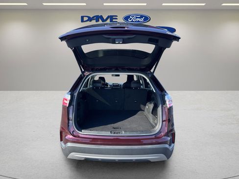 Used 2024 Ford Edge SEL w/ Convenience Package image 16