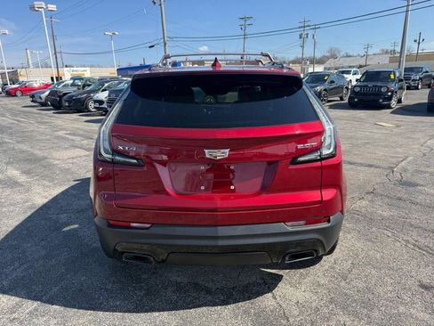 Used 2019 Cadillac XT4 Sport w/ Driver Awareness Package FWD image 9