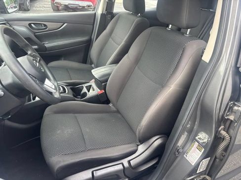 Used 2018 Nissan Rogue Sport S w/ S Appearance Package AWD/4WD image 9