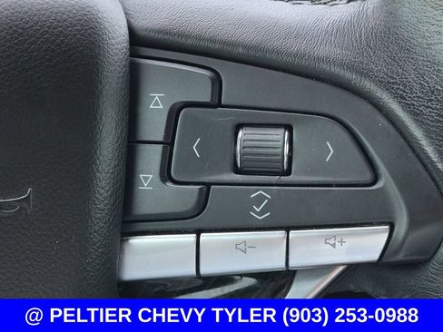 Used 2021 Cadillac XT6 Premium Luxury FWD image 20