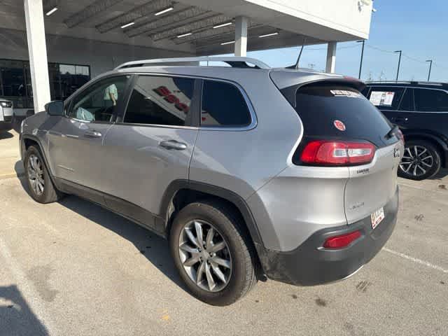 Used 2017 Jeep Cherokee Limited AWD/4WD image 6