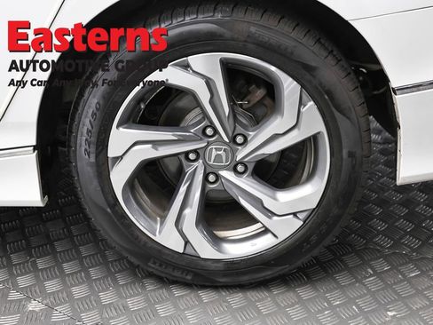 Used 2020 Honda Accord EX image 8