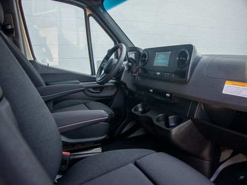 Used 2024 Mercedes-Benz Sprinter 144 Cargo image 29