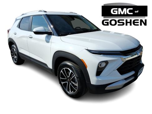 Used 2025 Chevrolet TrailBlazer LT AWD/4WD image 3